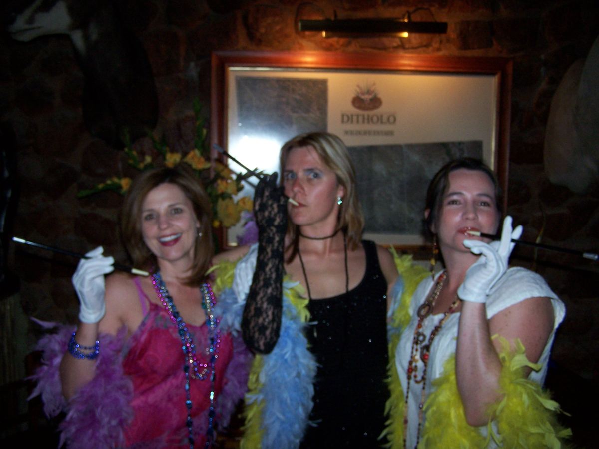 Guests in Roaring 20s outfits at a year-end function